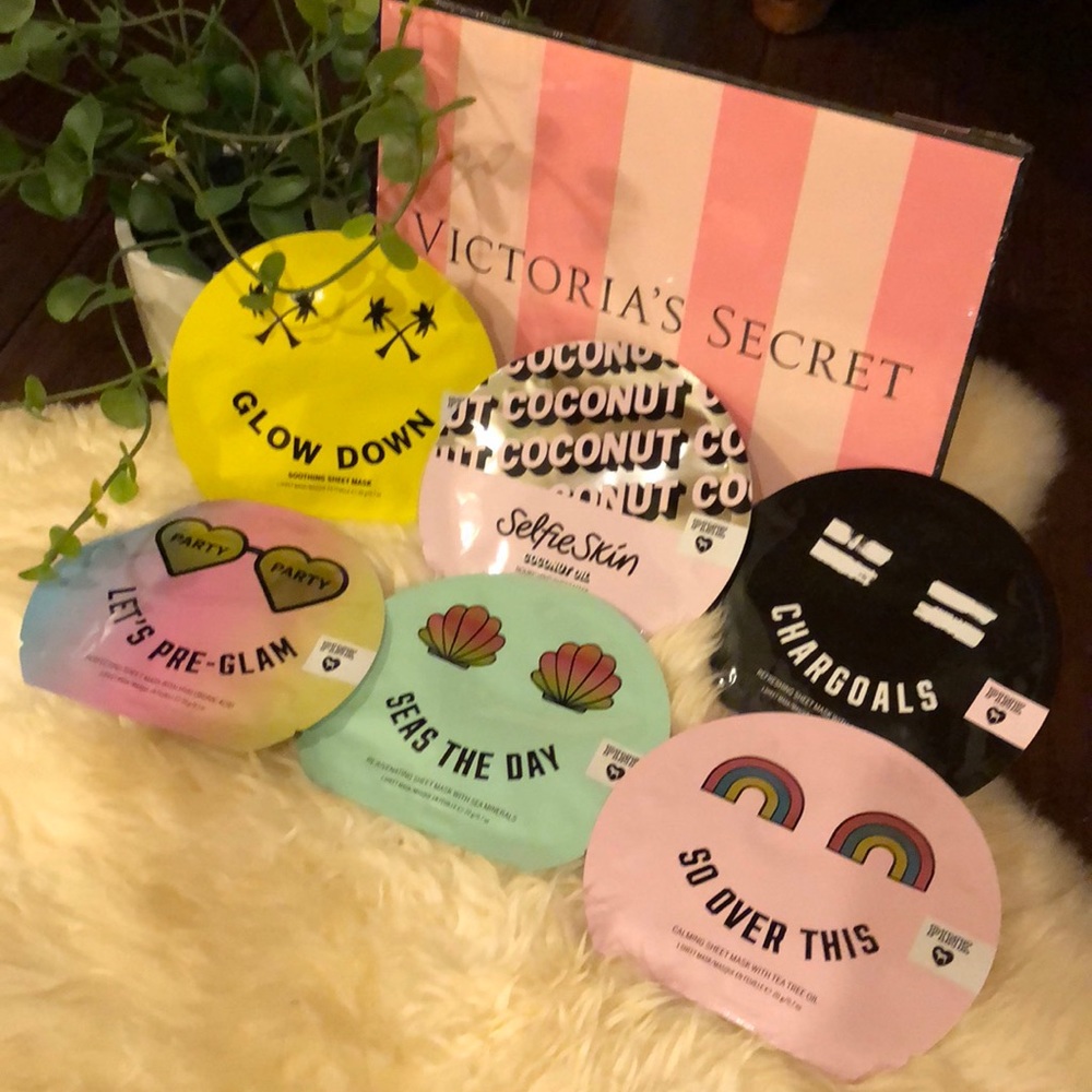 Bundle Victoria’s Secret PINK Sheet Face Mask